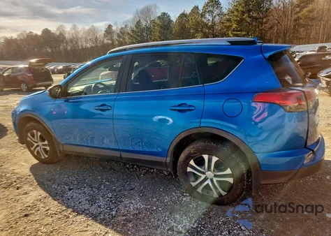 2017 Toyota Rav4 Le z USA, uszkodzony, nr VIN JTMBFREV5HJ703969